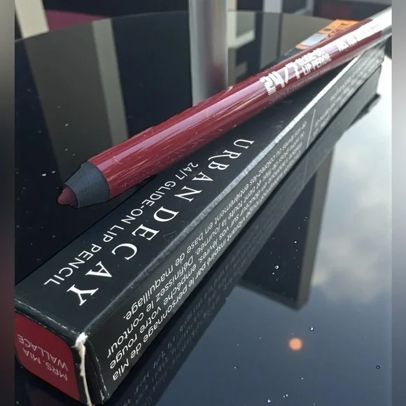Urban Decay Pulp Fiction MRS. MIA WALLACE 24/7 Glide-on Lip Pencil. NEW IN BOX. - Picture 3 of 13
